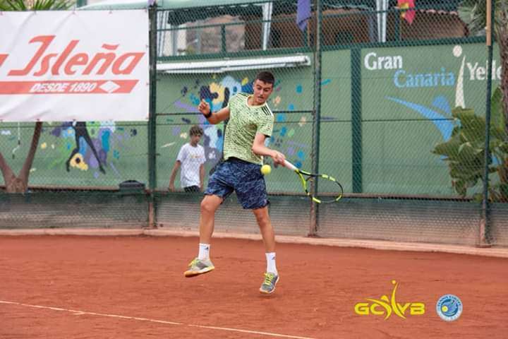 El tenista grancanario Tomás Quesada (Foto TA)